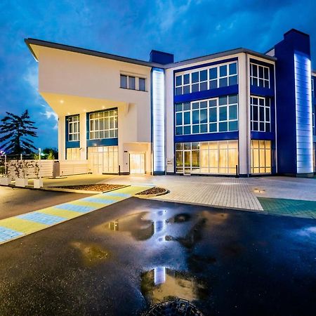 Diamante Mhotel Колленьо Экстерьер фото