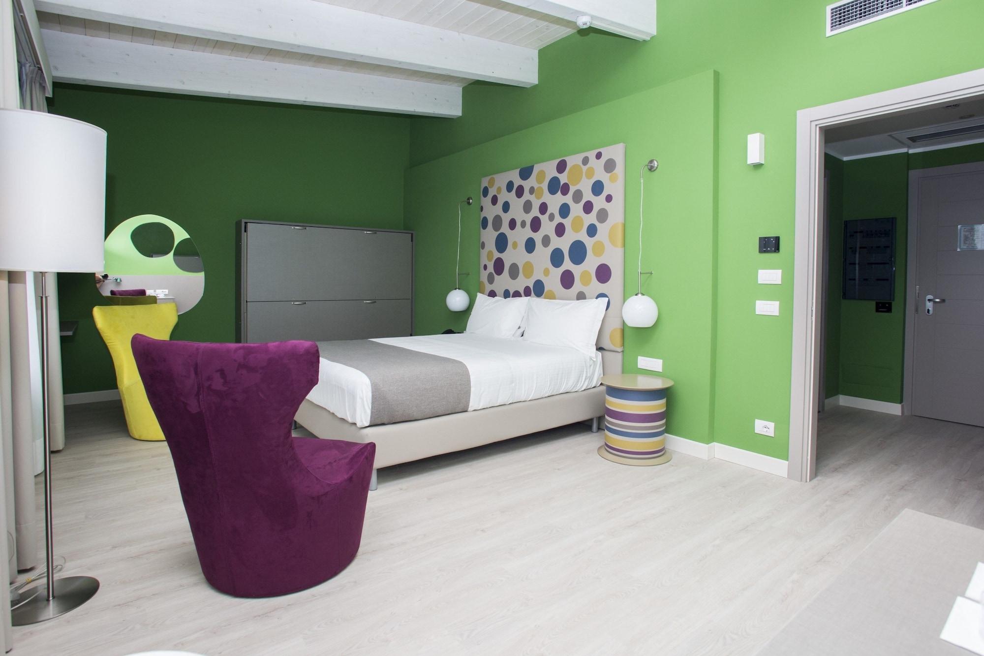 Diamante Mhotel Колленьо Экстерьер фото