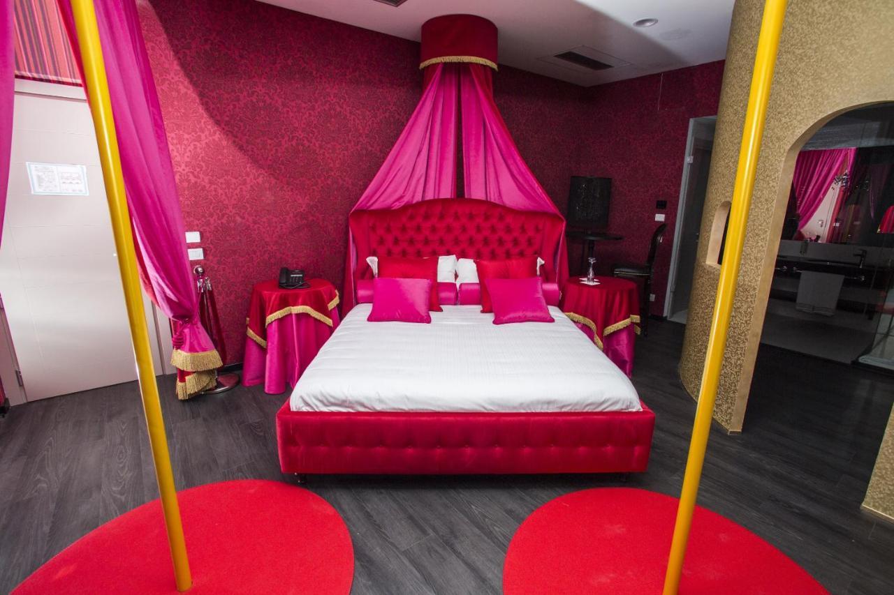 Diamante Mhotel Колленьо Экстерьер фото