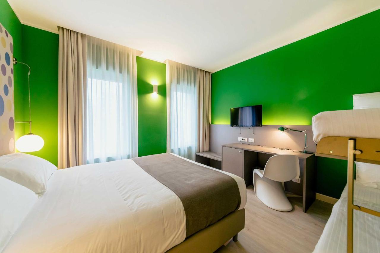 Diamante Mhotel Колленьо Экстерьер фото